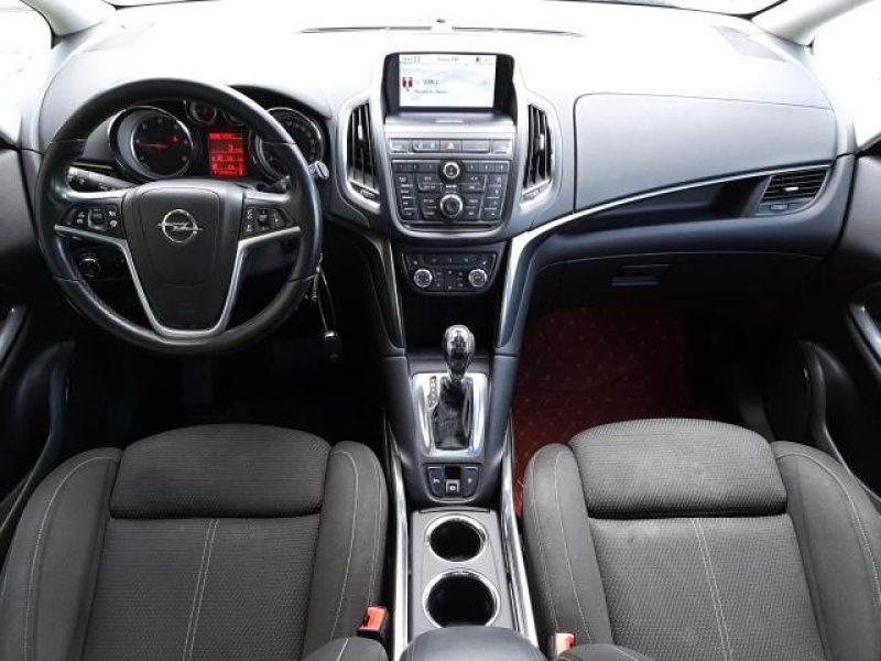 opelzafira3
