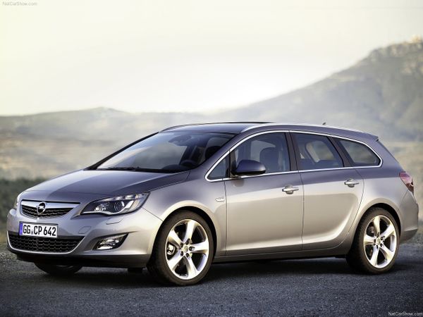 Opel Astra J